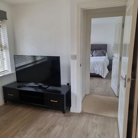 Bromley Common- Double Bedroom With En-Suite With Private Lounge In Shared Town House Dış mekan fotoğraf